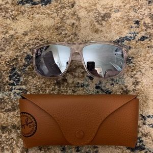 Ray Ban RB4147 Sunglasses